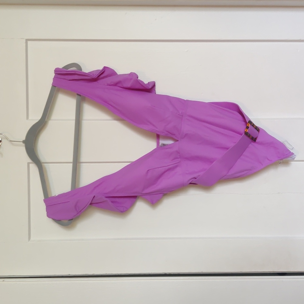 Avanova 1 Pc. Swim Suit Purple Plunge V-neck Size Medium